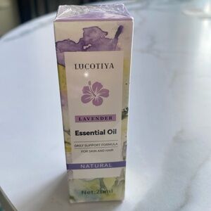 Lucotiya Lavendar essential oil 20 ml